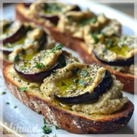 Tosty z Pastą Bakłażanową (Baba Ghanoush) - odkryj ich smak!