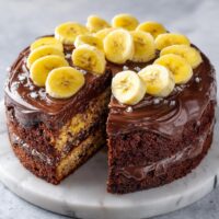 Czekoladowo-Bananowe Ciasto Urodzinowe