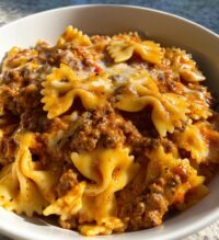 cheesy bowtie pasta with ground beef