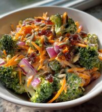 creamy broccoli salad
