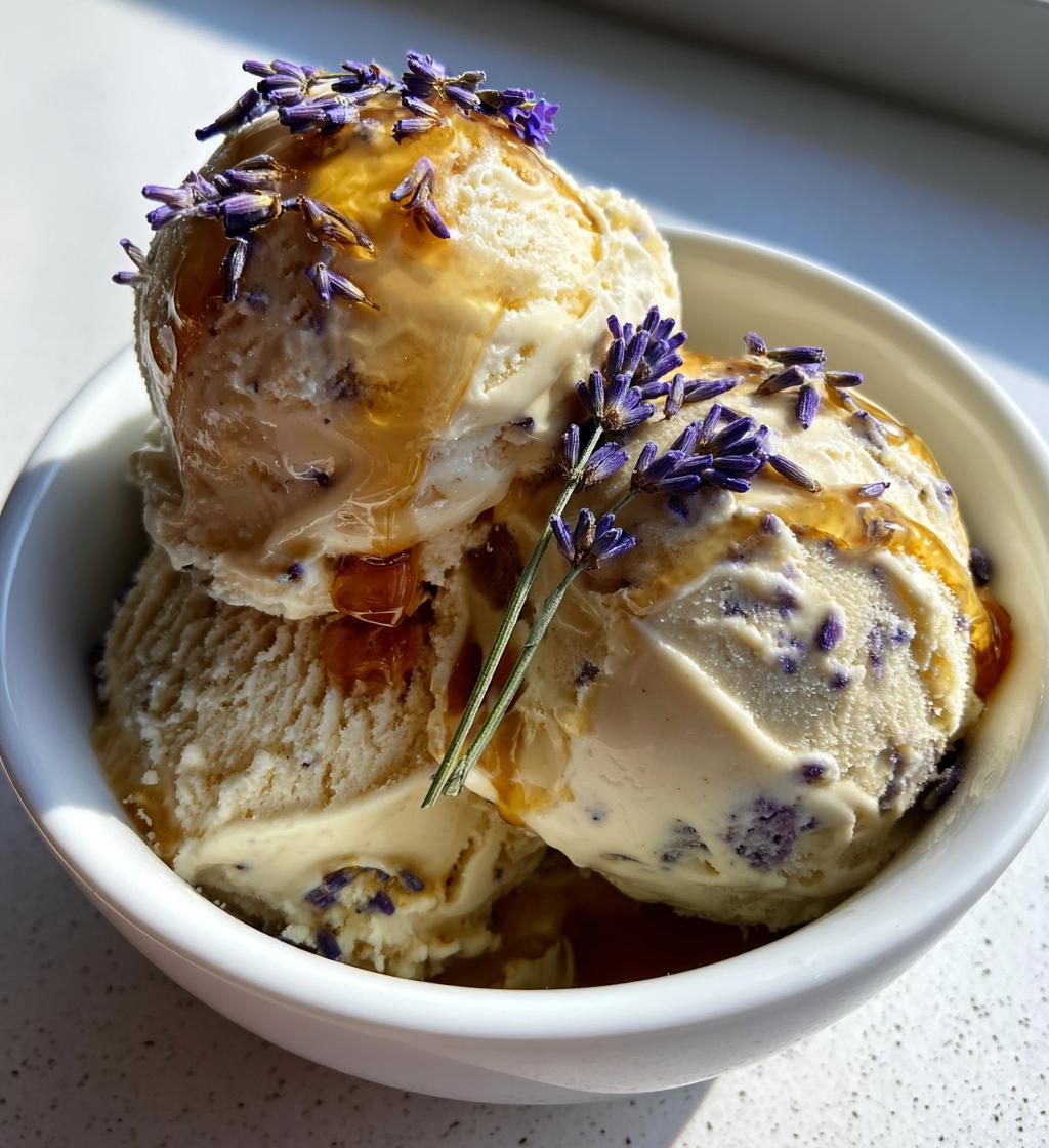 creamy honey lavender ice cream - detail 1