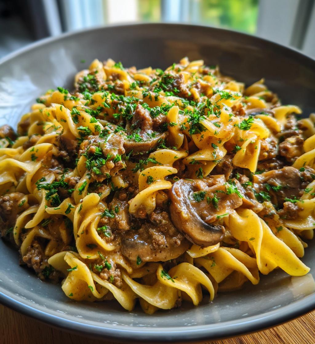 one pot ground beef stroganoff - detail 1