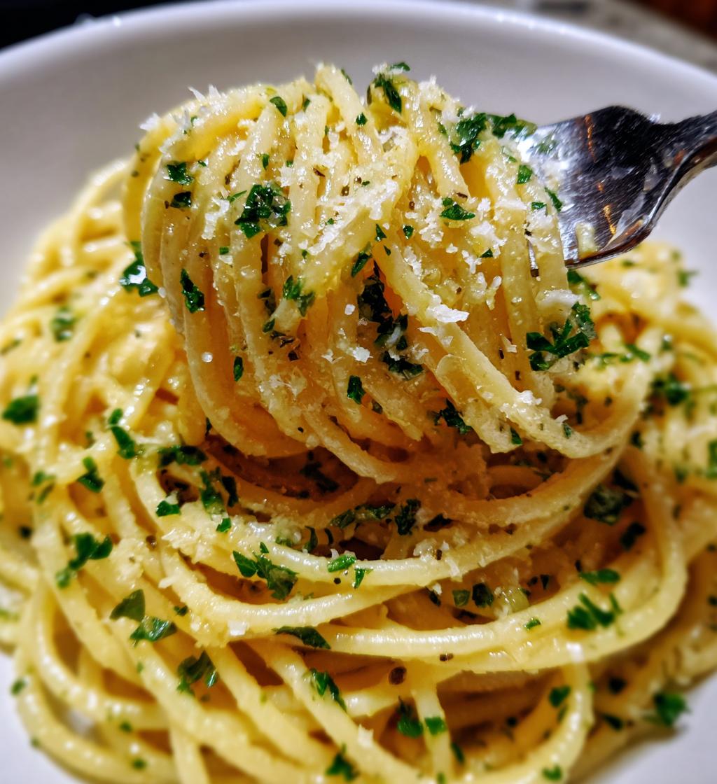 one pot lemon garlic parmesan pasta - detail 1
