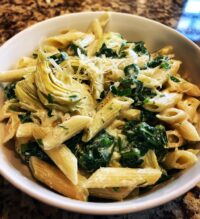one pot spinach and artichoke pasta