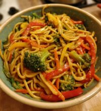 peanut noodle stir fry
