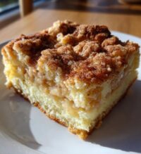 easy apple pie filling coffee cake