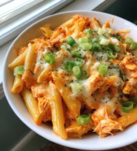 how to make dump and bake buffalo chicken pasta