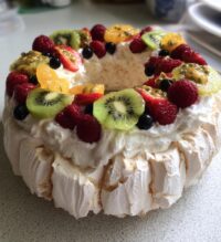 pavlova wreath