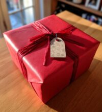 red wrapping paper christmas