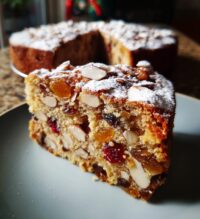 simple christmas cake