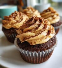 chocolate peanut butter cupcakes