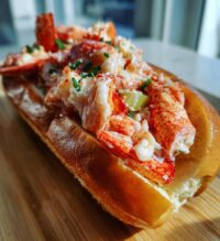 cnd lobster roll