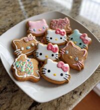 hello kitty gingerbread