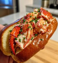 homemade lobster roll