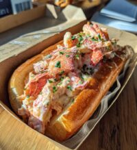 lobster roll packaging
