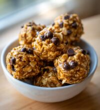 peanut butter protein balls