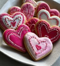 valentine cookies royal icing