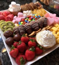 dessert board valentines day