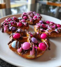 valentine pretzel treats